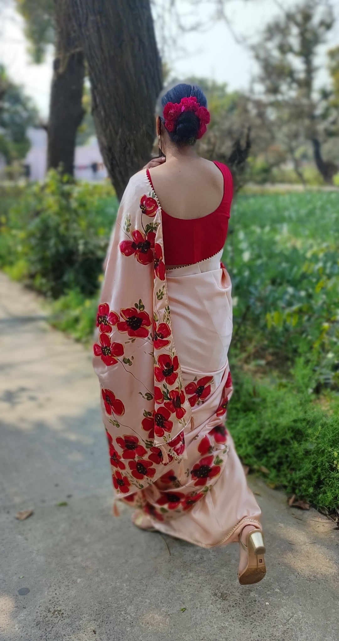 Peach Hand-painted silk saree with  poppies flowers